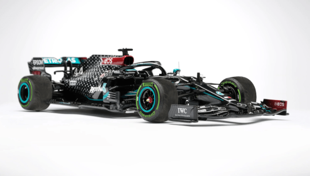 F1 SCULPTURE W11 HAMILTON 2020